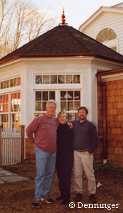 President Clinton, Senator Clinton and Al Denninger pose in front of Denninger Custom Finial